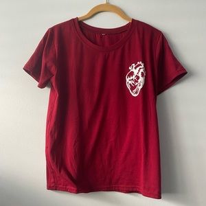 Heart graphic tee